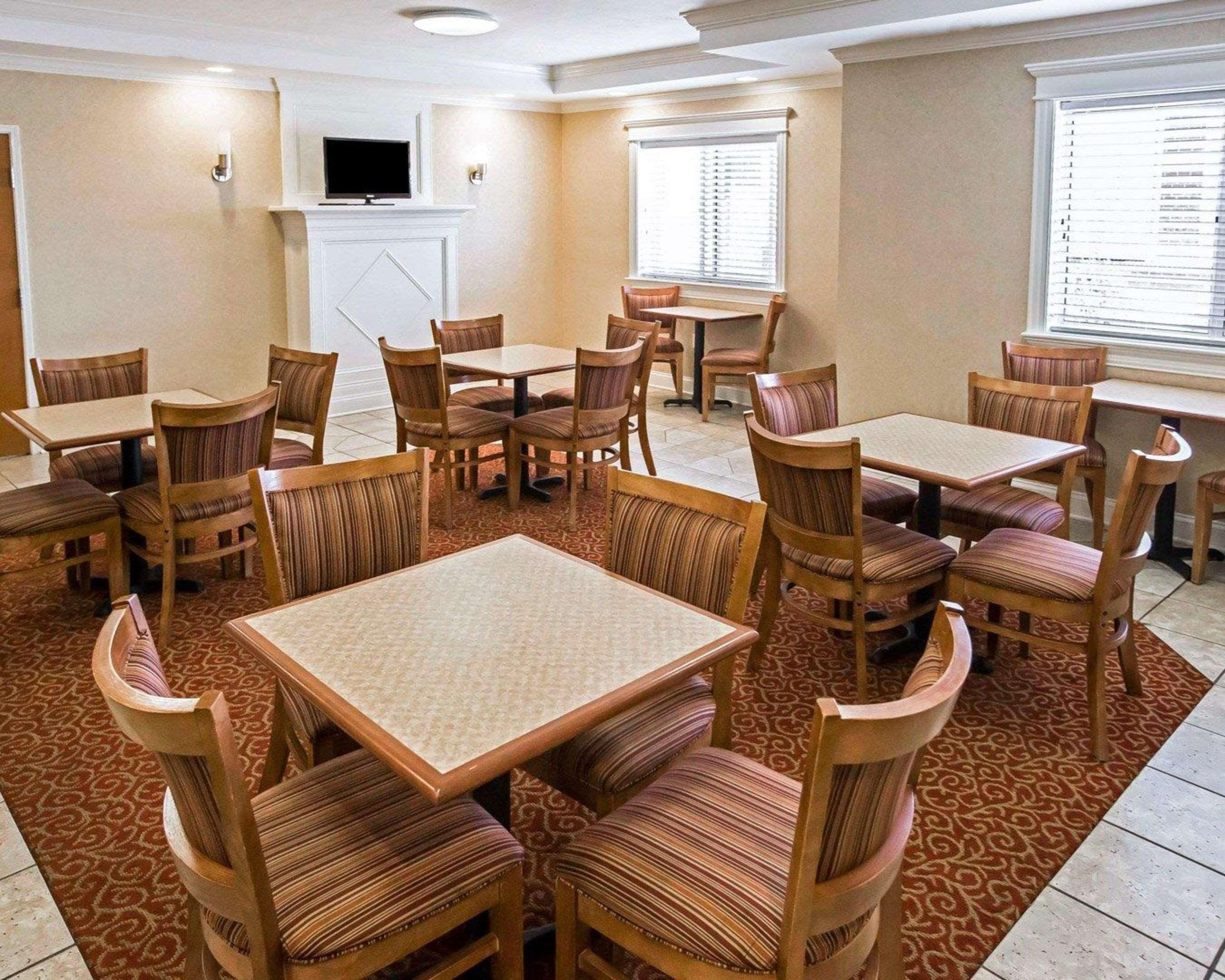 Comfort Inn Hebron-Lowell Area Dinwiddie Eksteriør billede