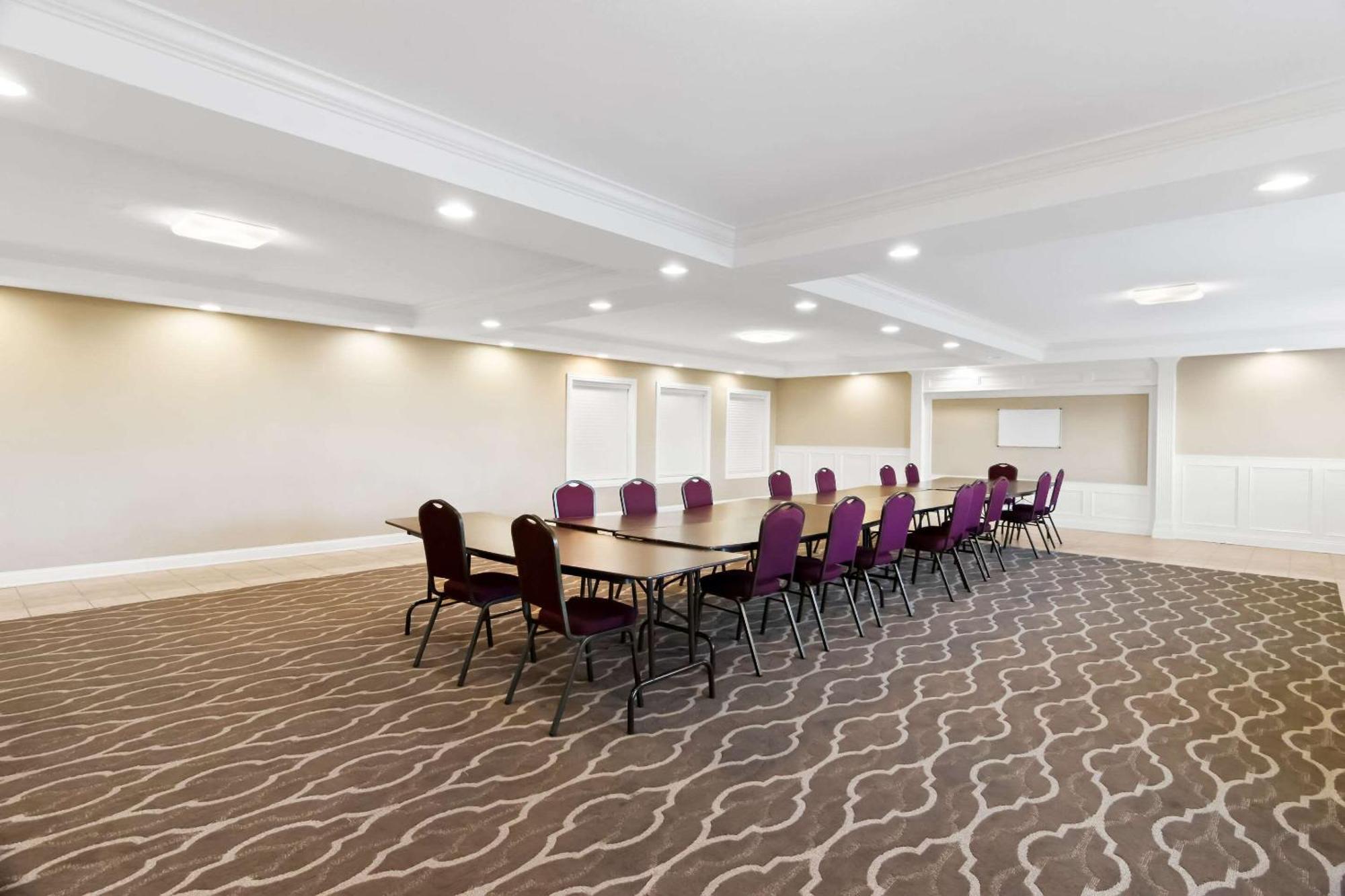 Comfort Inn Hebron-Lowell Area Dinwiddie Eksteriør billede